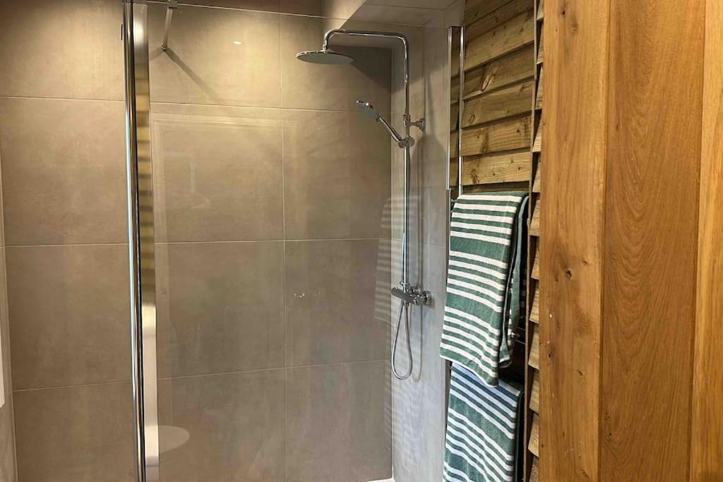 فيلا Beautiful Cotswold Couples Retreat بورتون أُنذ ووتر المظهر الخارجي الصورة