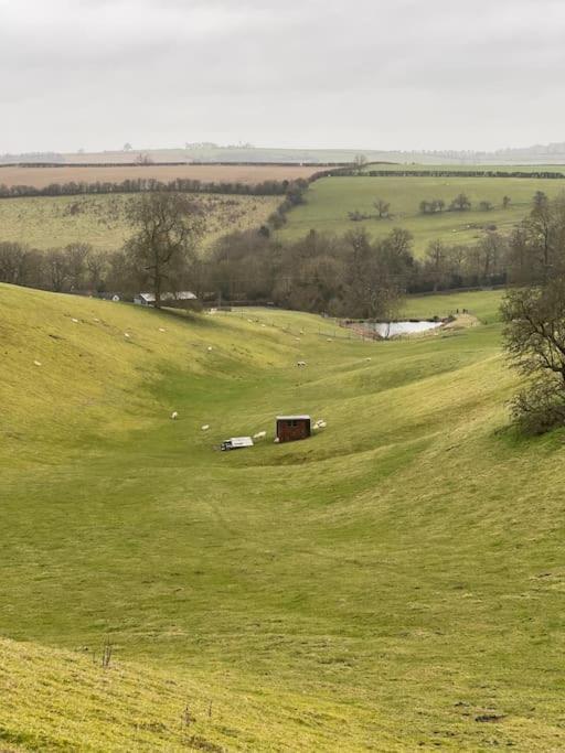 فيلا Beautiful Cotswold Couples Retreat بورتون أُنذ ووتر المظهر الخارجي الصورة