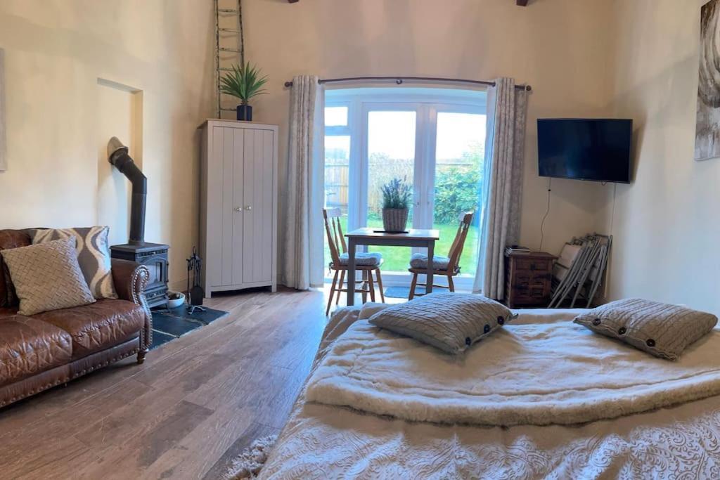 فيلا Beautiful Cotswold Couples Retreat بورتون أُنذ ووتر المظهر الخارجي الصورة